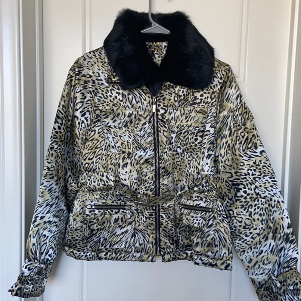 Xoxo leopard fur trim jacket.